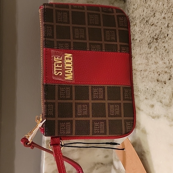 Red and brown Wristlet Steve Madden - Picture 7 of 7